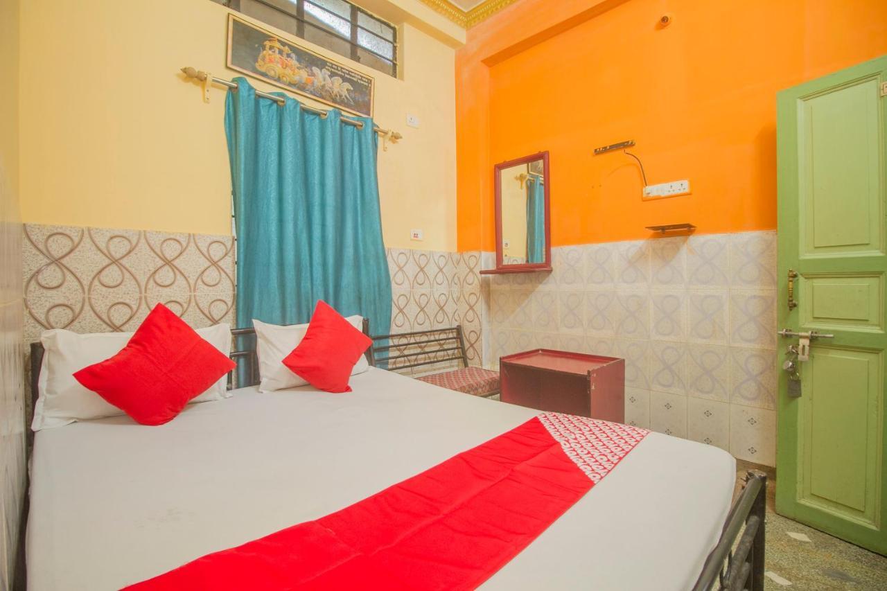 โอโย 63951 มา ซาราดา ลอดจ์ Hotel สิริกุรี ภายนอก รูปภาพ