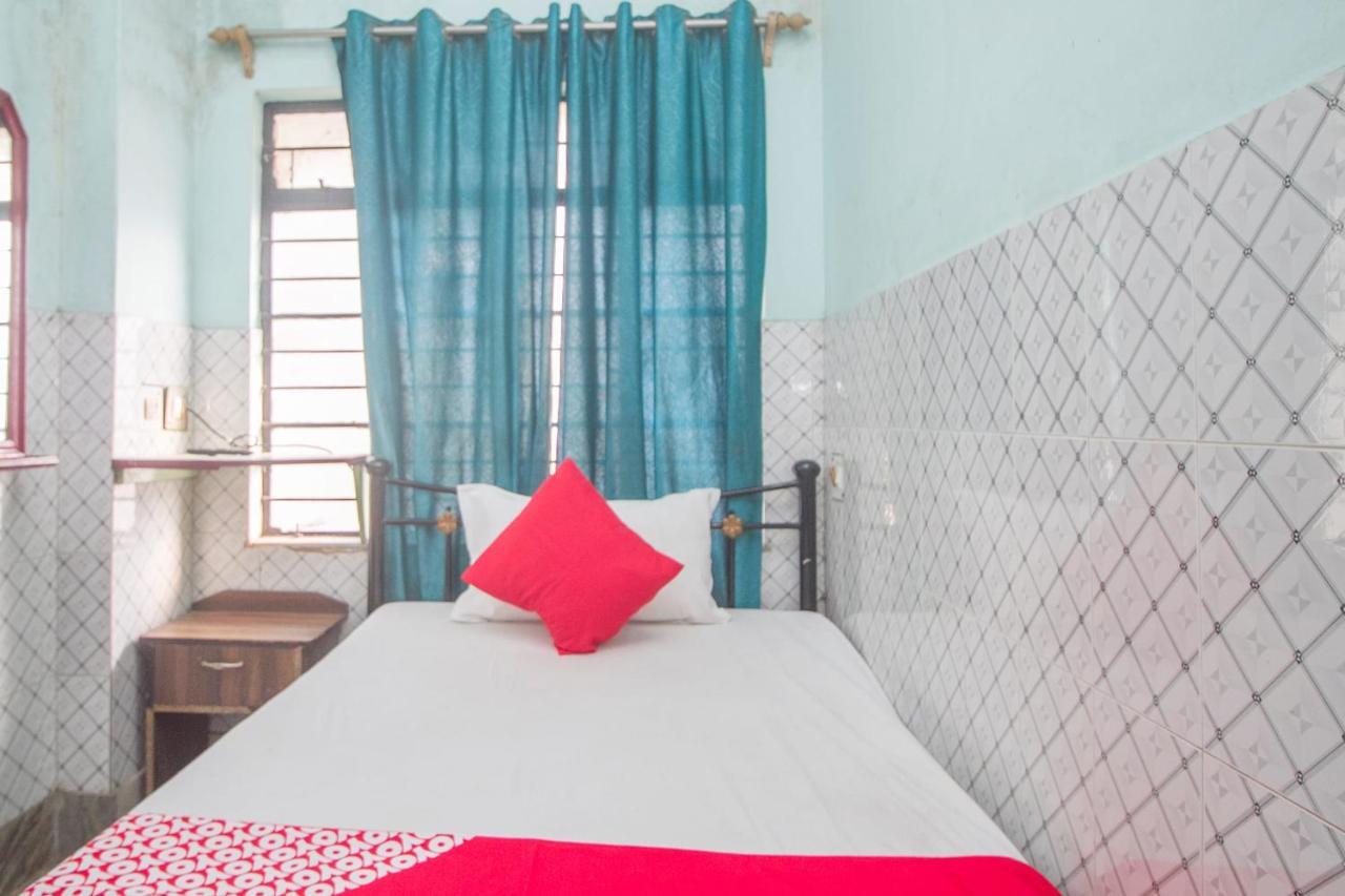 โอโย 63951 มา ซาราดา ลอดจ์ Hotel สิริกุรี ภายนอก รูปภาพ